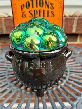 Ceramic Cauldron Jar